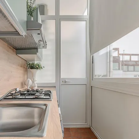 Loft Corso Trieste Free Parking & Kitchen *