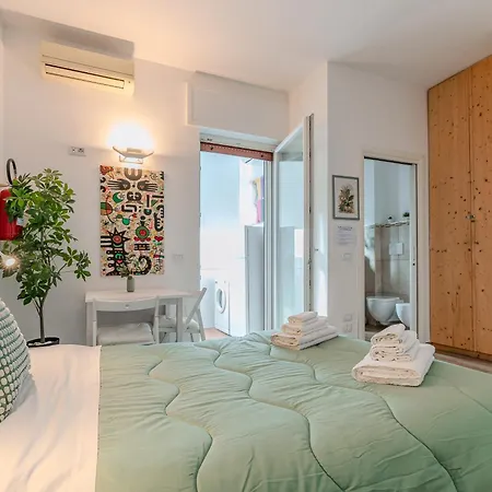 펜션 Loft Corso Trieste Free Parking & Kitchen