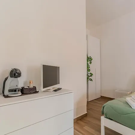 Loft Corso Trieste Free Parking & Kitchen Dom wakacyjny *