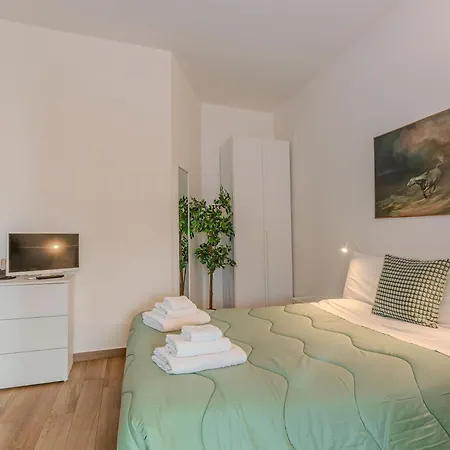 Casa de Férias Loft Corso Trieste Free Parking & Kitchen *