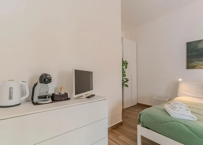 Loft Corso Trieste Free Parking & Kitchen Prázdninový dům *